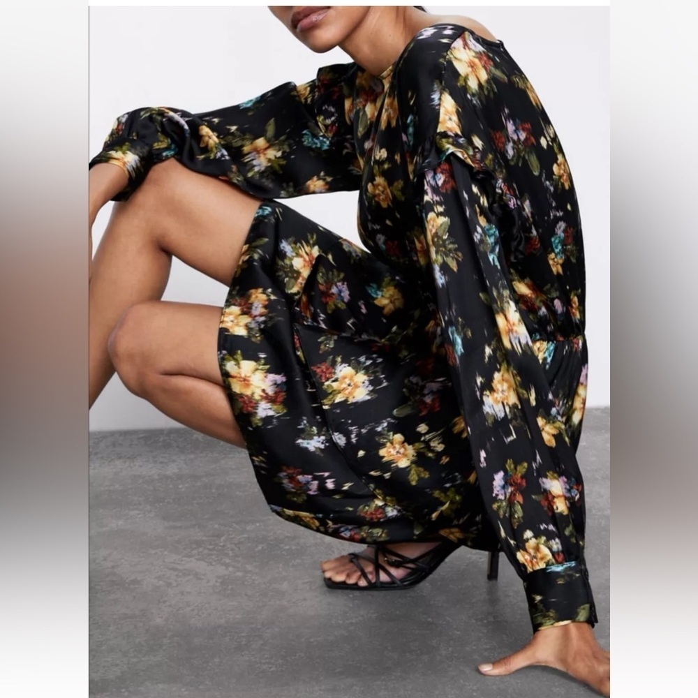Zara Black Floral Ruffle‎ Mini Long Sleeves Dress Size XS - Picture 14 of 16